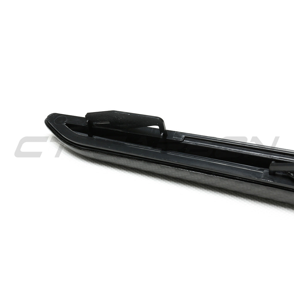 BMW M5 F90 (2017+) Real Carbon Fibre Wing/Side Vent Grille Trim Covers – Fits M5 Competition RHD UK | Fender Vent Overlays, M Performance Style Garnish by CT Carbon