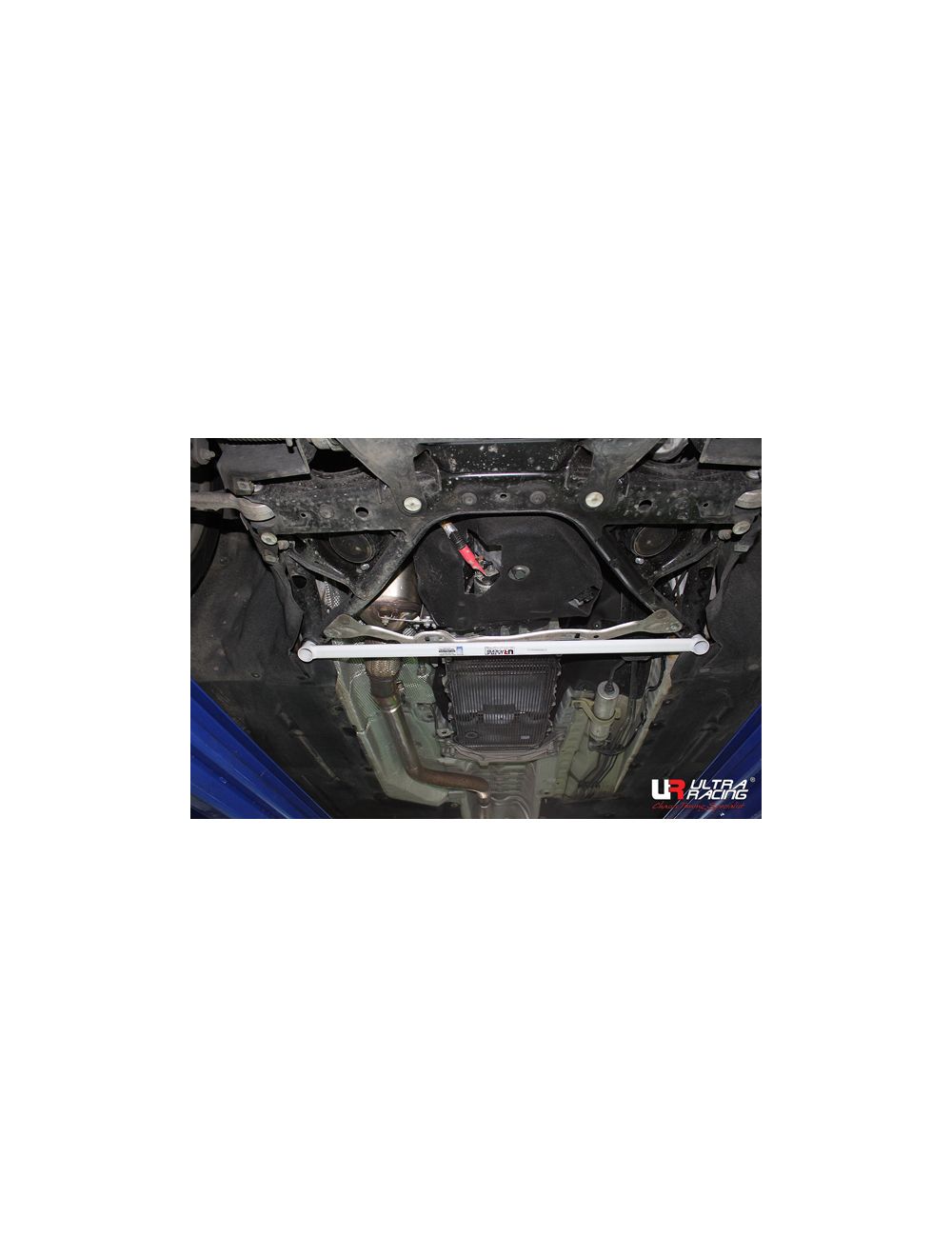 Ultra Racing BMW Front Lower Brace 1 Series