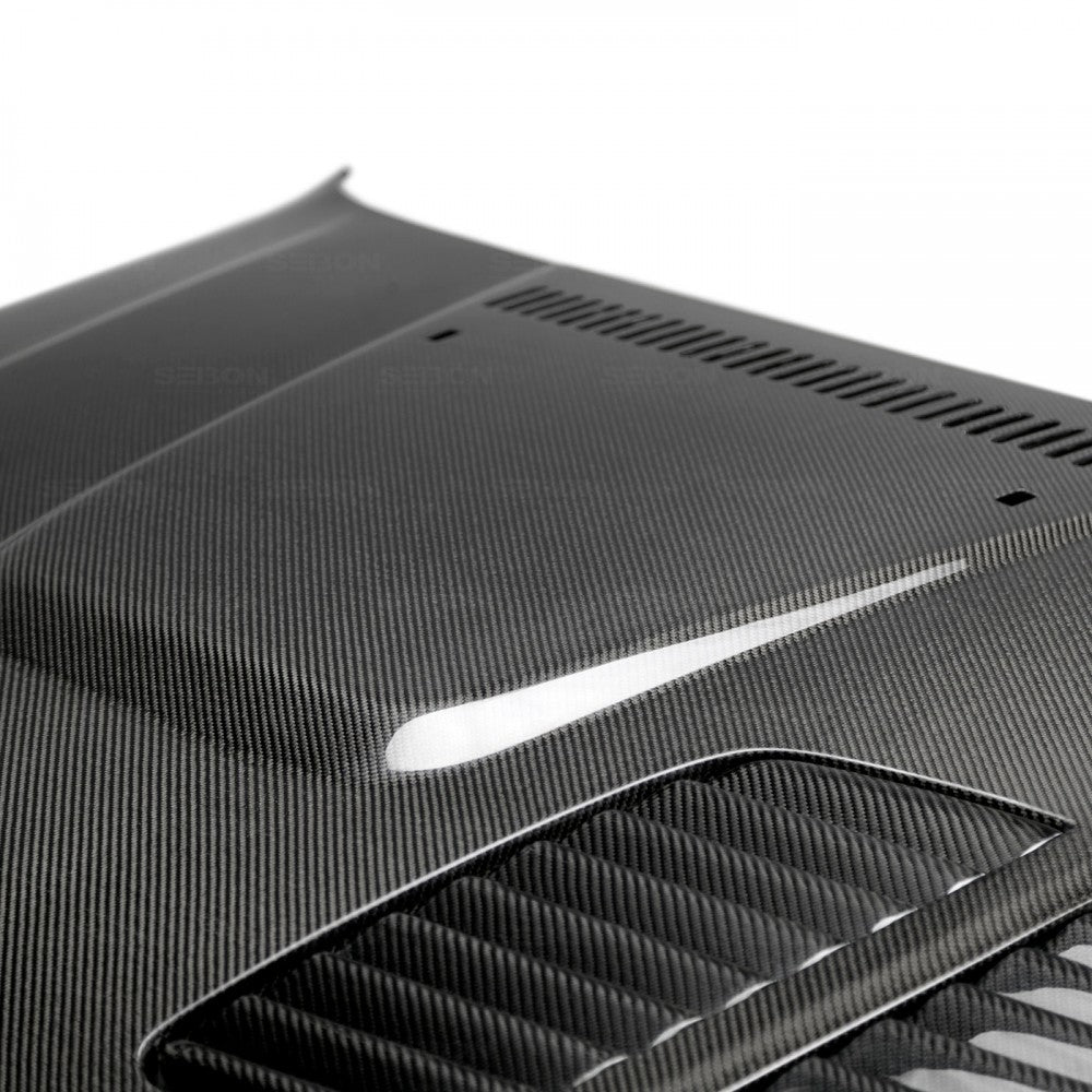 Seibon GTR-Style Vented Gloss Carbon Fibre/Fiber Bonnet/Hood for BMW 1 Series E8x E81 E82 E87 E88 Coupe Hatch Convertible (116i 118i 120i 123d 125i 128i 130i 135i 1M) Lightweight Performance OEM Replacement
