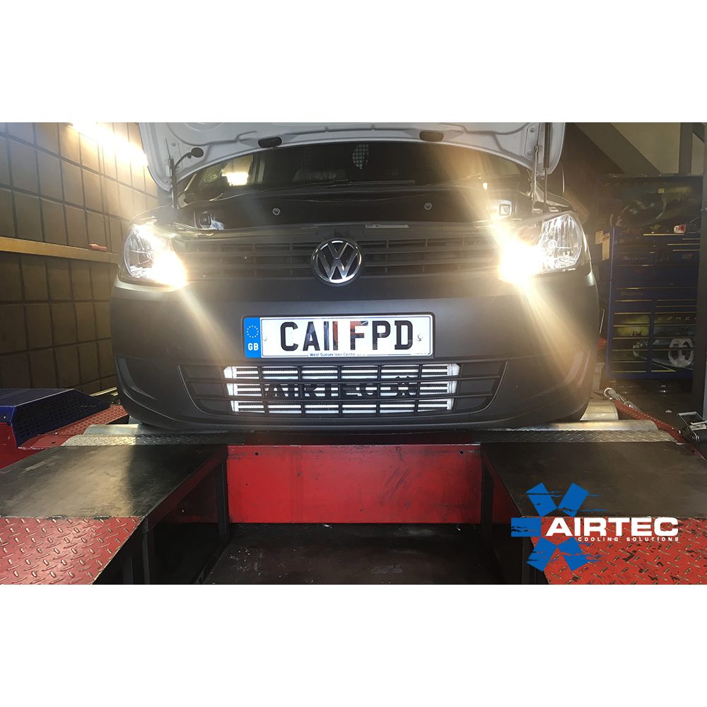 AIRTEC Front Mount Intercooler FMIC Upgrade Kit for VW Volkswagen Caddy 1.6 TDI & 2.0 TDI CR Common Rail (Euro 5/6) - 60mm Core Uprated Charge Air Cooler/Turbo Boost Cooler - Performance Intercooler Kit with Silicone Hoses, Direct Fit