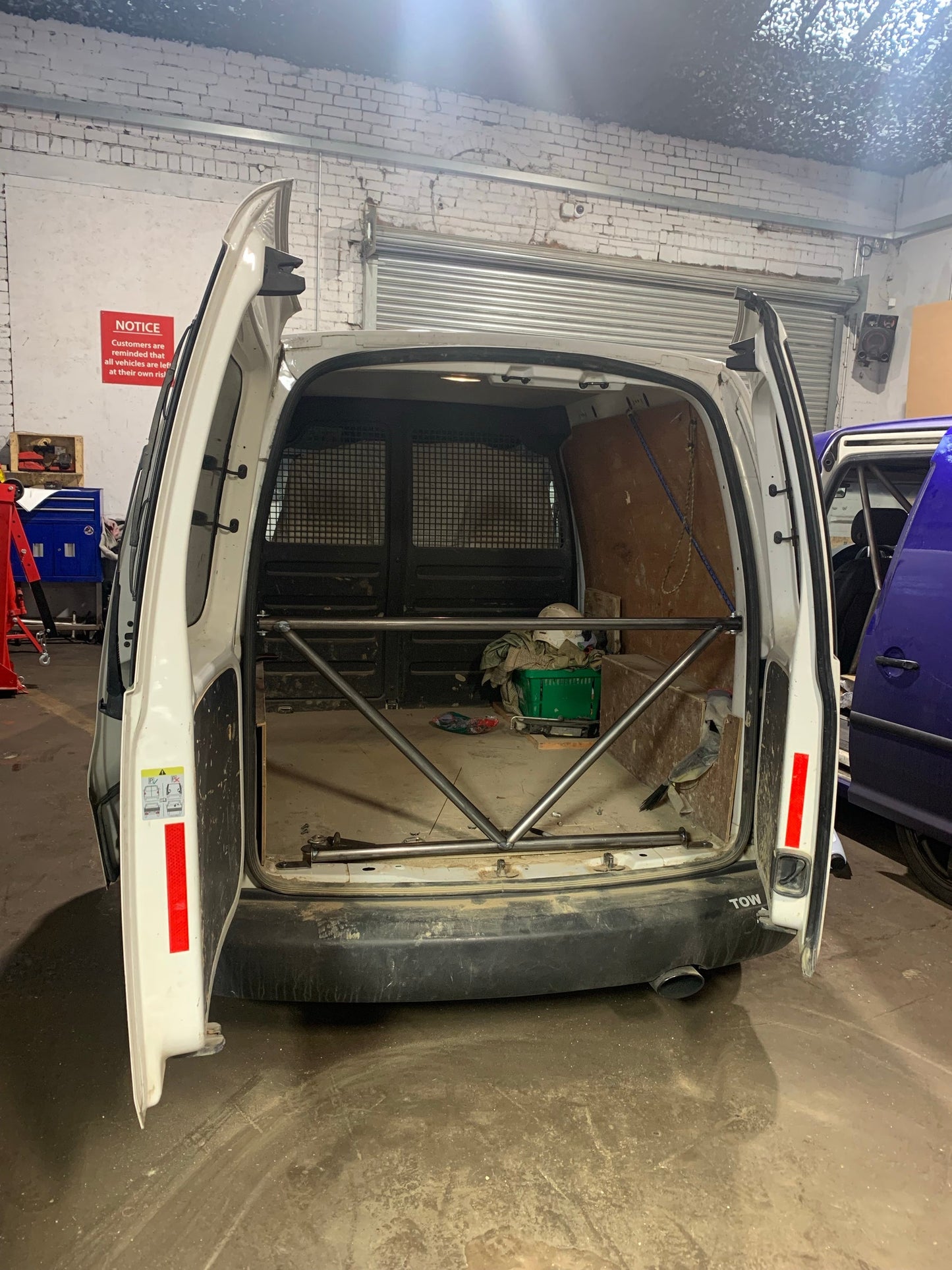 Baf Motorsport - VOLKSWAGEN CADDY VAN Mk3/Mk3.1/Mk3.2 K-BRACE