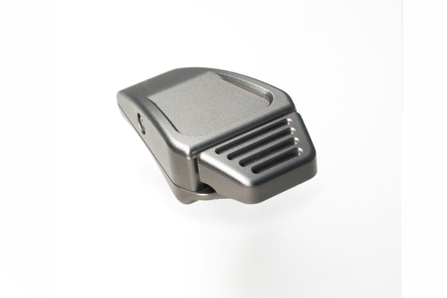 MAED Billet Magnetic Clicker - CNC Machined Aluminium/Aluminum EDC Fidget Button, Magnet Actuated Metal Desk Toy with Tactile Click, Paddle Shifter Gear Change Feel, Stress Relief and Focus Aid, Pocket Clicker for Drivers, Engineers, Sim Racing Gift