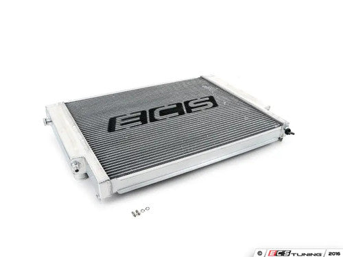 ECS Tuning Aluminium Alloy Radiator for BMW E36 M3 (1992-1999) – Uprated Direct-Fit OE Replacement, Heavy-Duty Performance Cooling, TIG-Welded Polished End Tanks – E36 3 Series Track/Drift Radiator Upgrade