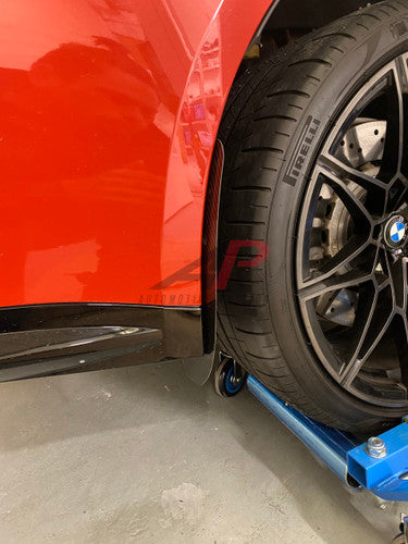 BMW M3 G80 / M4 G82 G83 Front Gloss Carbon Fibre Mud Flaps, Splash Guards & Wheel Arch/Fender Protectors – AP Design (Automotive Passion) Arch Spats/Stone Guards 2021+