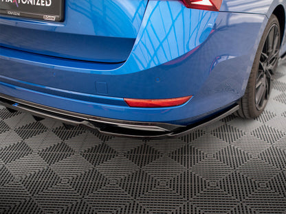 Maxton Design - CENTRAL REAR SPLITTER (VERTICAL BARS) SKODA OCTAVIA SPORTLINE MK4