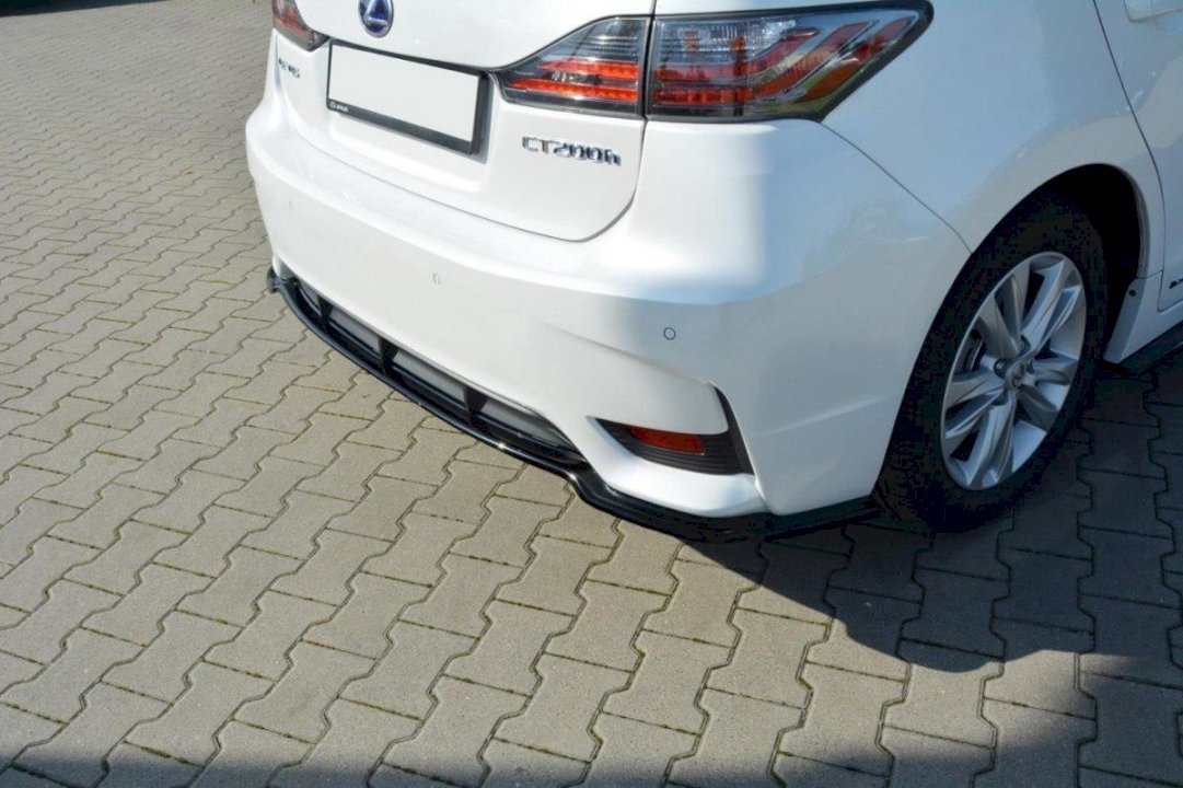 Maxton Design - CENTRAL REAR SPLITTER LEXUS CT MK1 FACELIFT (2013-2017)