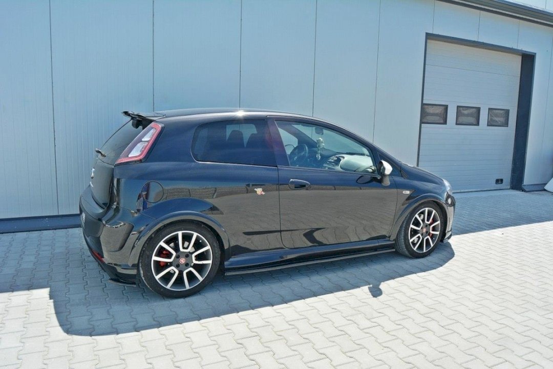 Maxton Design - SIDE SKIRTS DIFFUSERS FIAT PUNTO EVO ABARTH (2010-2014)