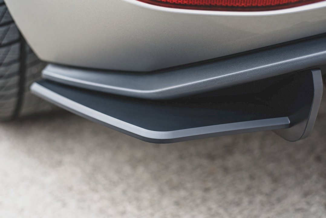 Maxton Design - STREET PRO REAR SIDE SPLITTERS V.1 VW GOLF MK7 GTI