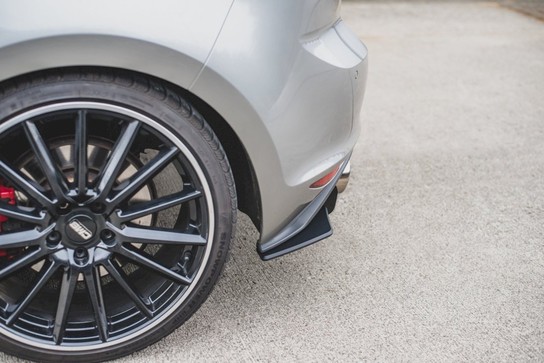 Maxton Design - STREET PRO REAR SIDE SPLITTERS V.1 VW GOLF MK7 GTI