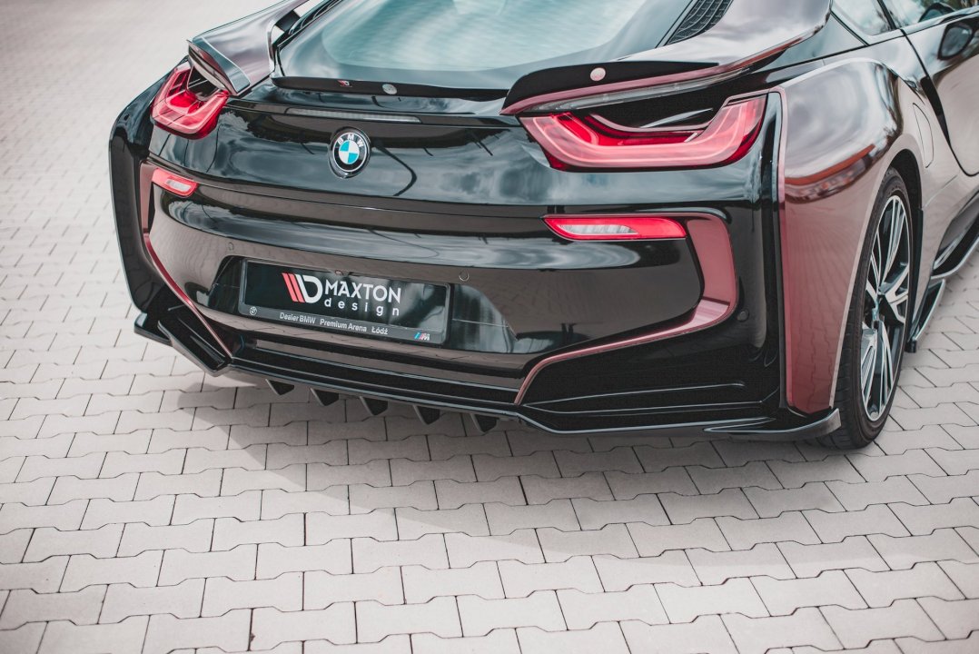 Maxton Design - CENTRAL REAR SPLITTER (W/ VERTICAL BARS) BMW I8 (2014-2020)