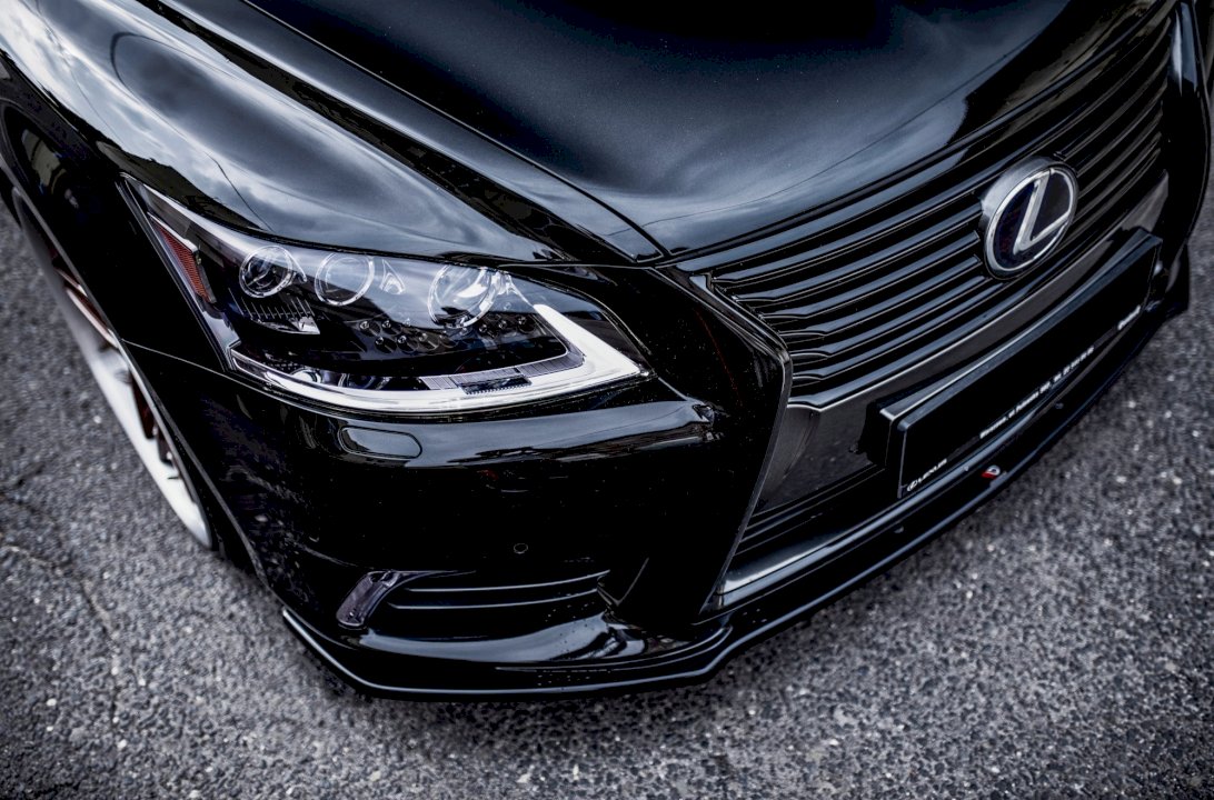Maxton Design - FRONT SPLITTER LEXUS LS MK4 FACELIFT (2012-2017)
