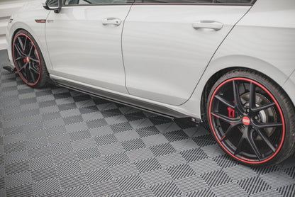 Maxton Design - STREET PRO SIDE SKIRTS DIFFUSERS + FLAPS VOLKSWAGEN GOLF GTI / GTE / GTI CLUBSPORT / R-LINE MK8