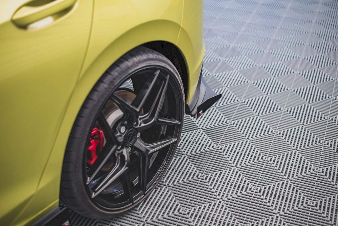 Maxton Design - STREET PRO REAR SIDE SPLITTERS (+FLAPS) VW GOLF 8 GTI CLUBSPORT (2020-)