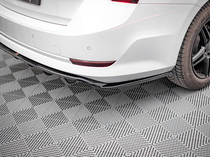 Maxton Design - CENTRAL REAR SPLITTER (VERTICAL BARS) SKODA OCTAVIA MK4 (2019-)