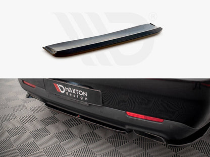 Maxton Design - CENTRAL REAR SPLITTER DODGE CHALLENGER RT MK3 FACELIFT (2014-)