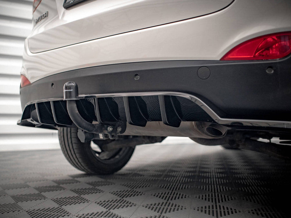 Maxton Design - REAR SPLITTER (VERTICAL BARS) HYUNDAI IX35 MK1