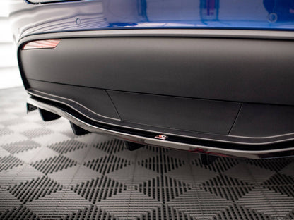 Maxton Design - CENTRAL REAR SPLITTER (VERTICAL BARS) TESLA MODEL Y