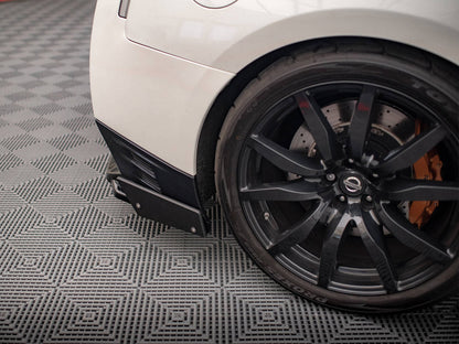Maxton Design - CENTRAL REAR SPLITTER + FLAPS NISSAN GTR R35 1ST FACELIFT