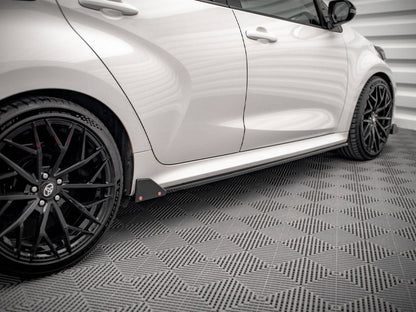 Maxton Design - SIDE SKIRTS DIFFUSERS V.1 + FLAPS TOYOTA YARIS MK4