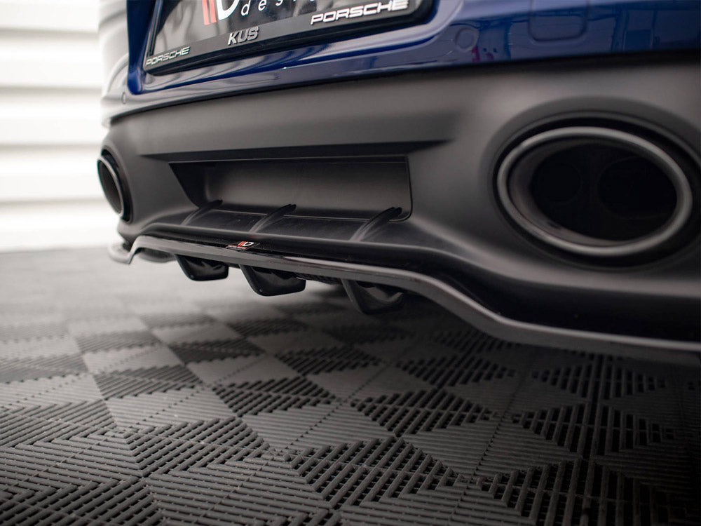 Maxton Design - CENTRAL REAR SPLITTER V.1 (VERTICAL BARS) PORSCHE 911 CARRERA AERO 992