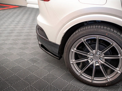 Maxton Design - CENTRAL REAR SPLITTER (VERTICAL BARS) AUDI Q4 E-TRON SPORTBACK MK1