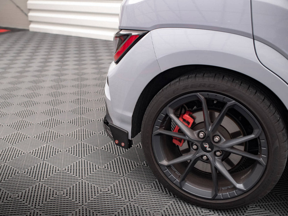 Maxton Design - REAR SIDE SPLITTERS V.1 + FLAPS HYUNDAI KONA N MK1
