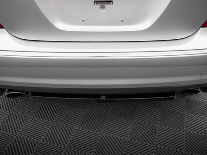 Maxton Design - Central Rear Splitter Mercedes-Benz E 55 AMG W211