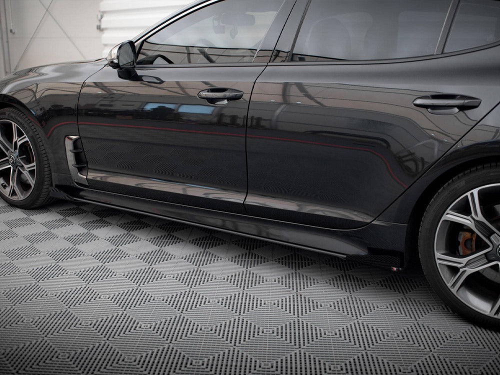Maxton Design - STREET PRO SIDE SKIRTS DIFFUSERS + FLAPS KIA STINGER GT / GT-LINE MK1