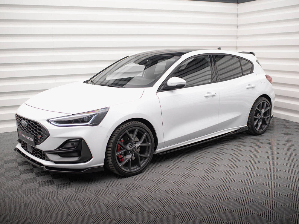 Maxton Design - Side Skirts Diffusers V.4 Ford Focus ST / ST-Line Mk4 Facelift