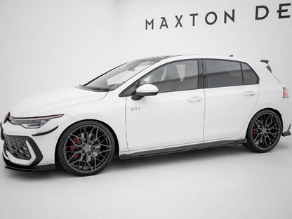 Maxton Design - STREET PRO SIDE SKIRTS DIFFUSERS + FLAPS VOLKSWAGEN GOLF GTI / GTE / GTI CLUBSPORT / R-LINE MK8