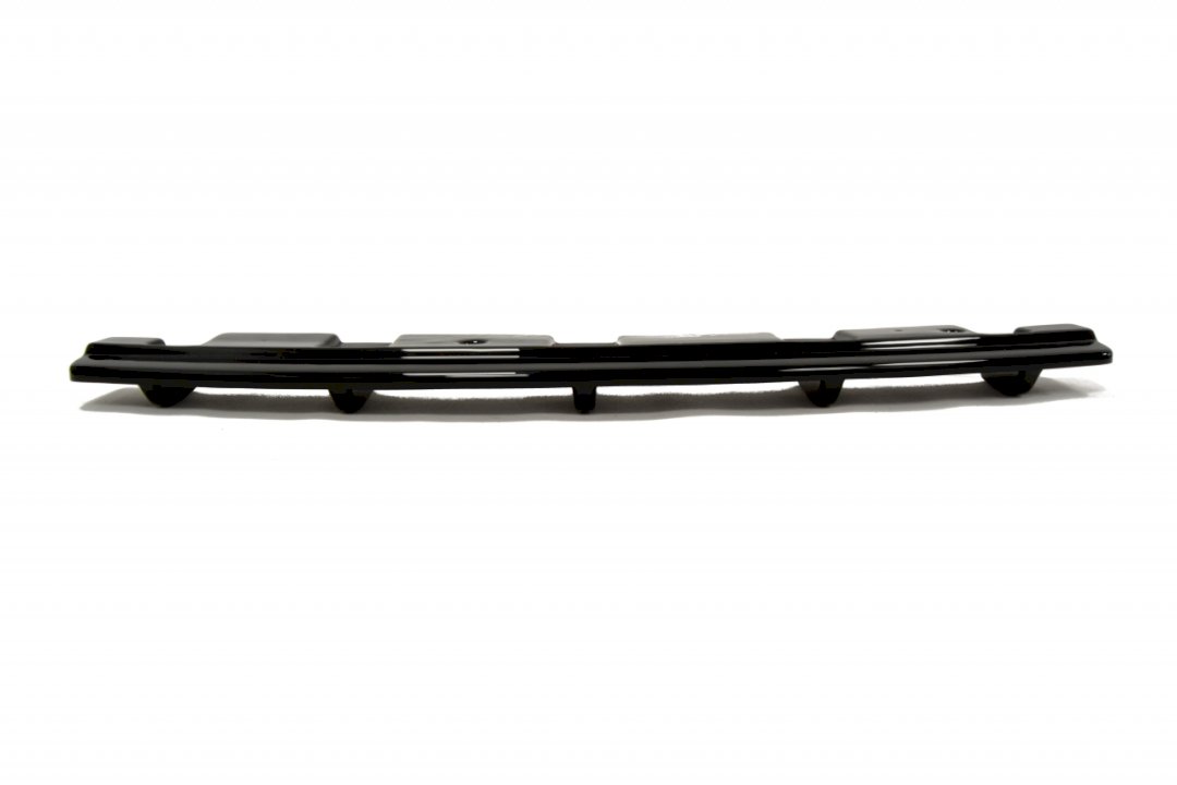 Maxton Design - CENTRAL REAR SPLITTER BMW 5 F11 M-PACK (FITS TWO DOUBLE EXHAUST ENDS)