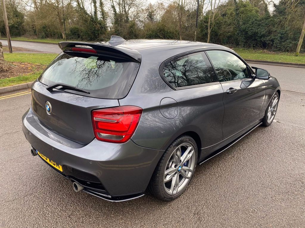 BMW 1 Series F20 F21 2011-2015 Pre-LCI Pre-Facelift M135i Style Rear Diffuser/Valance - Gloss Black Twin Exit Dual Outlet Exhaust Surround, OEM Style Lower Bumper Trim Rear Skirt Bumper Insert