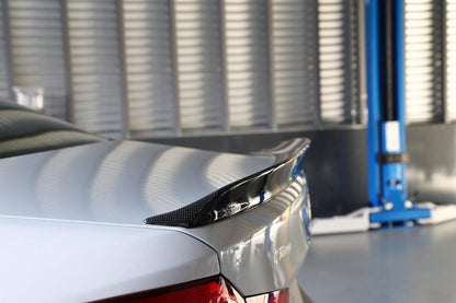 3DDesign Pre-Preg Carbon Fibre/Fiber Rear Spoiler Boot Lip for BMW 5 Series G30 Saloon/Sedan (2017-2023) – Trunk Lip, Decklid, Tailgate Spoiler, Rear Wing – OEM Style Fit, M Sport Compatible