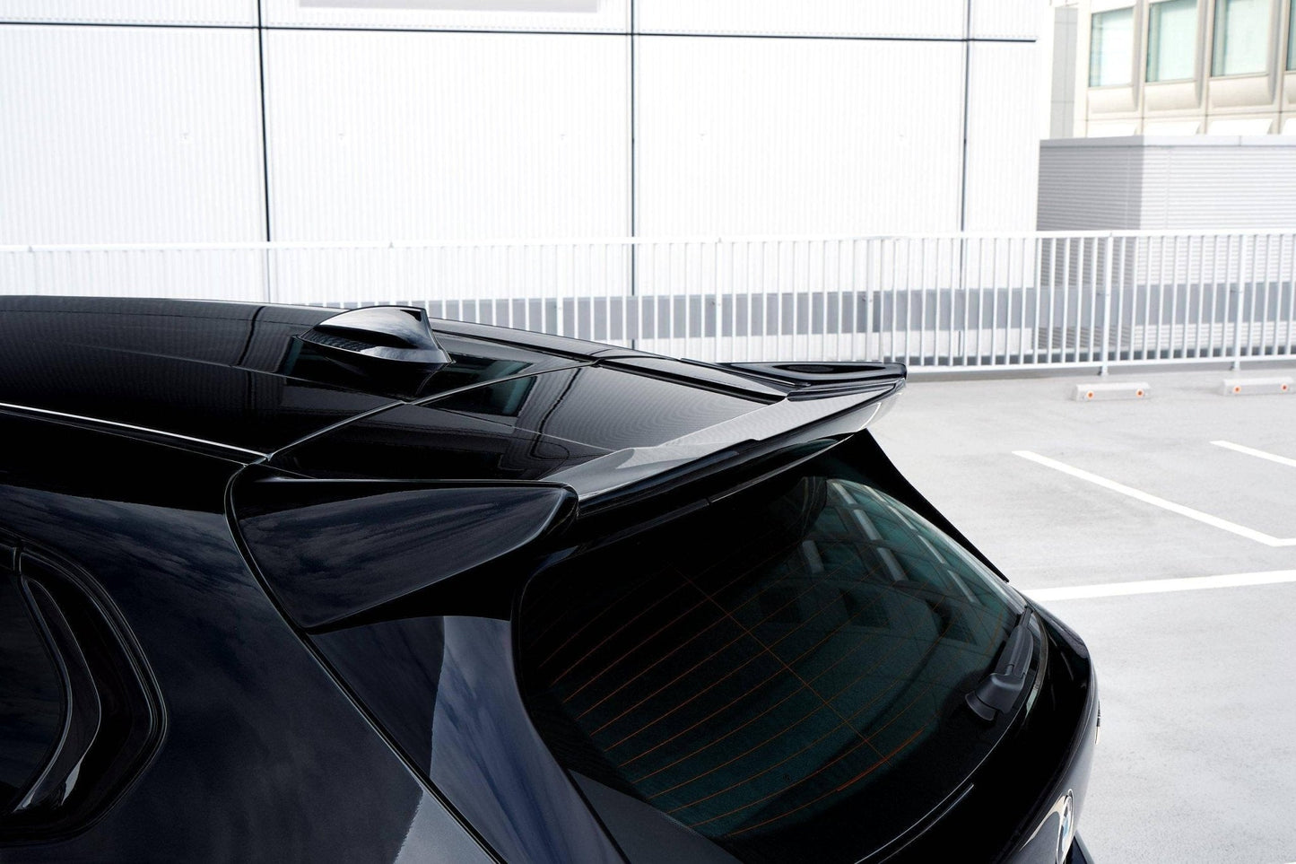 3DDesign Rear Roof Wing Spoiler Lip for BMW 1 Series (1er) & M135i Hatchback (2019+, F40 F70) – Tailgate Spoiler Extension, OEM+ Primed Paint-Ready