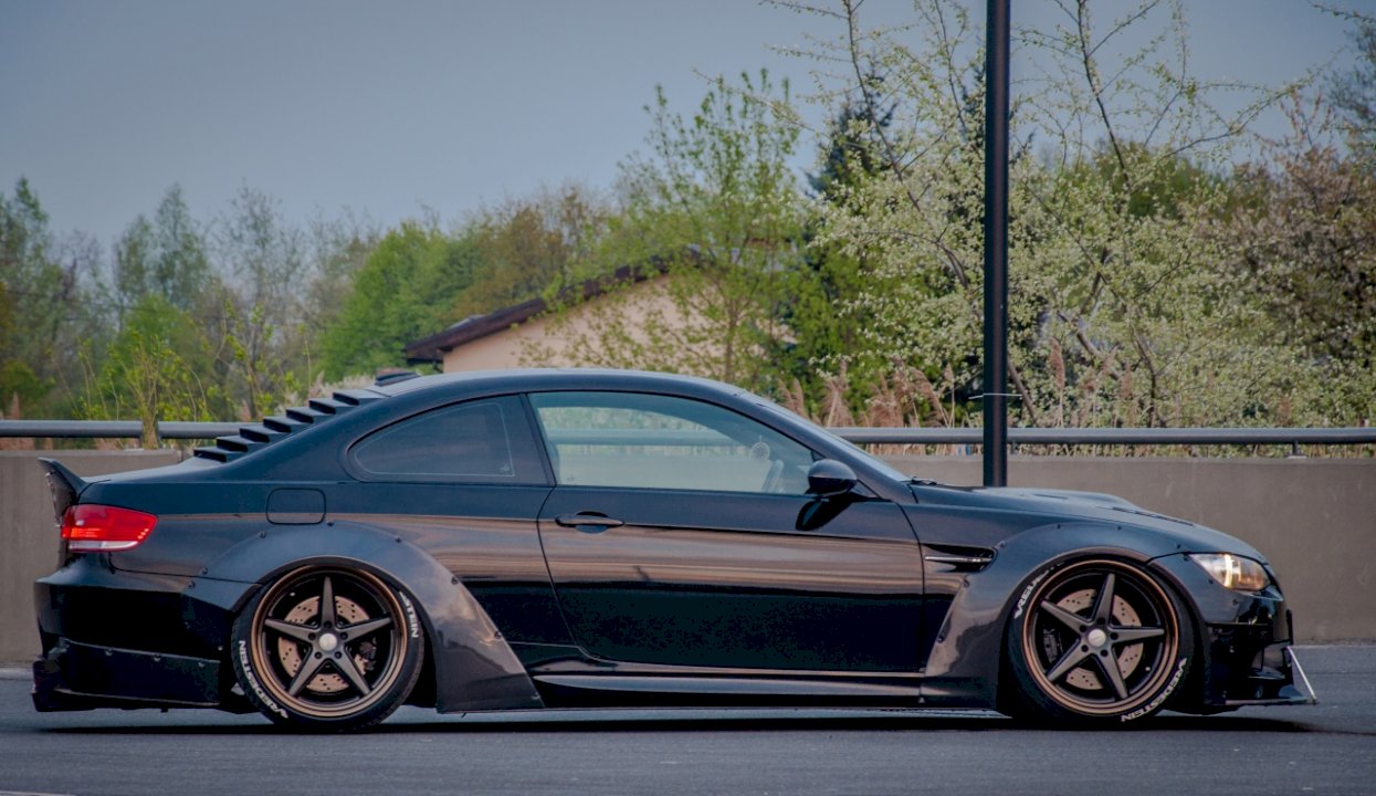 Maxton Design - BMW M3 E92 REAR WINDOW LOUVER