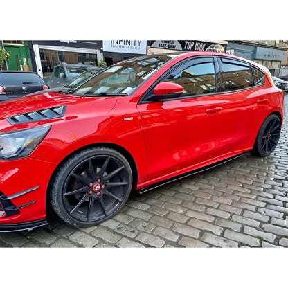Focus MK4 ST/ST-Line Side Skirt Extensions (Gloss Black)
