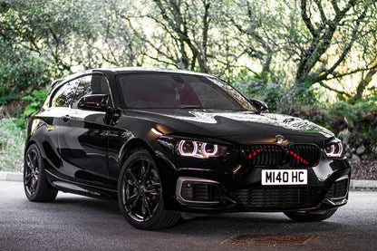 BMW Black Roundel Overlay Kit – Piano Gloss Black Badge/Emblem Logo Covers Decals (Bonnet, Boot, Steering Wheel, Wheel Centre Caps) Vinyl Blackout Roundel Delete De‑Blue Stickers Skin – Made in UK