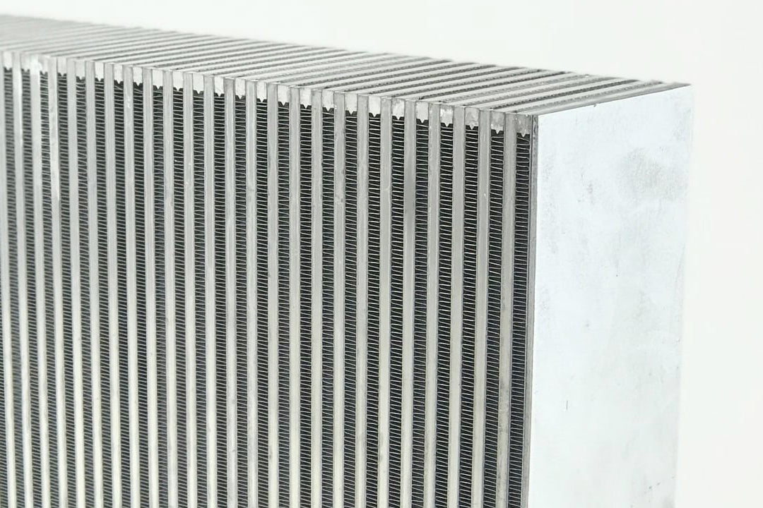CSF HP Bar & Plate Intercooler Core 22Lx14Hx5.5W - Vertical Flow / R35 GT-R Fitment