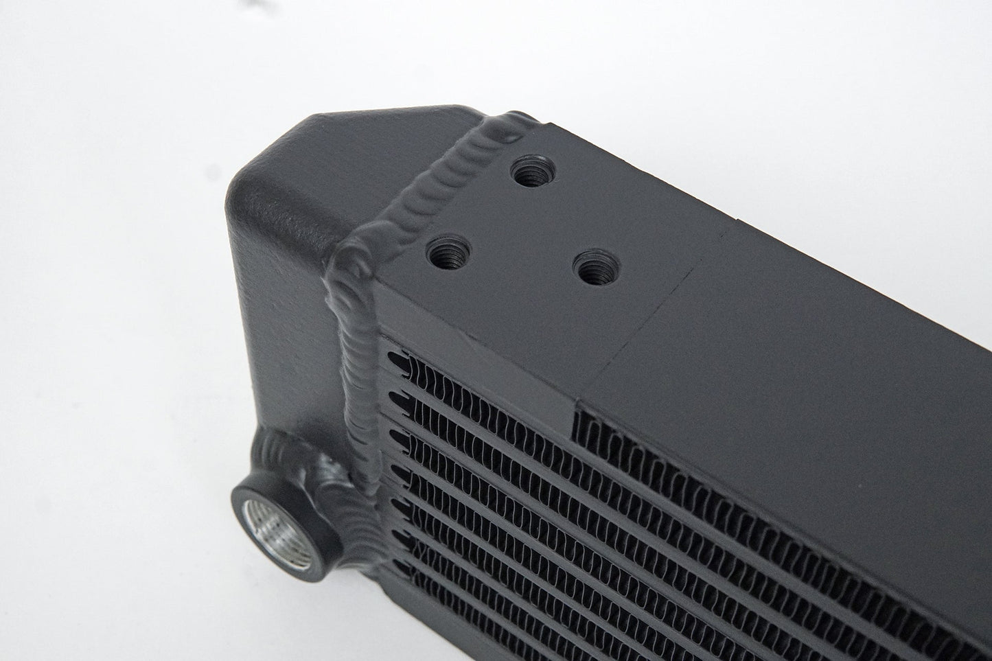 CSF Universal Single-Pass Oil Cooler / RSR Porsche / M22 x 1.5 / 22L x 4.75H x 2.16W