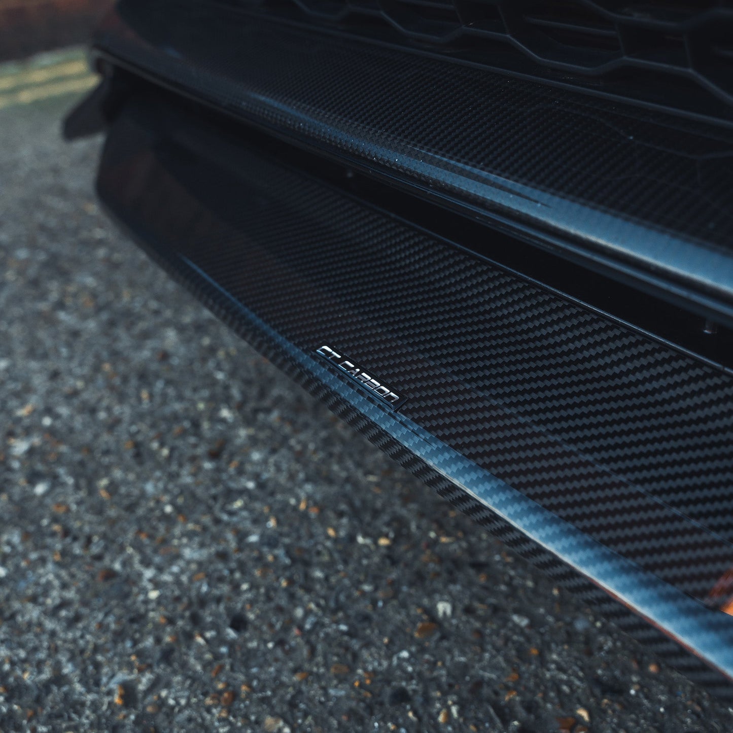 AUDI RSQ8 CARBON FIBRE FRONT SPLITTER - CT DESIGN
