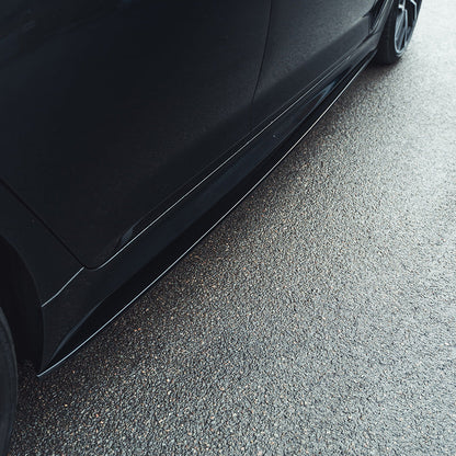 BMW 5 Series G30 LCI Facelift 2021‑2024 Gloss Black Body Kit – M Performance/M Sport Style Aero Pack | Front Lip Splitter, Side Skirt Extensions, Rear Diffuser, Boot/Trunk Spoiler | Saloon Sedan | CT Carbon Piano Black Black Pack Upgrade