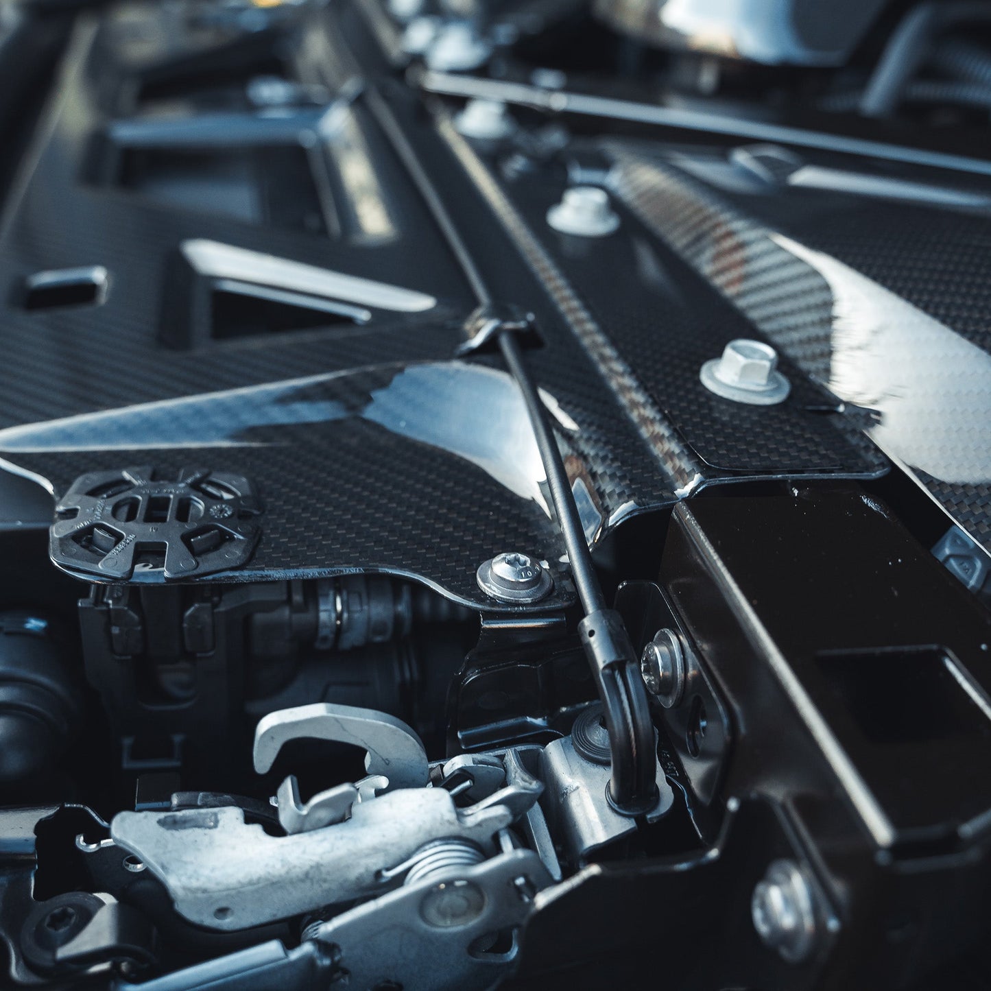 BMW M2 M3 M4 G87 G80 G81 G82 G83 Carbon Fibre Slam Panel Replacement – Upper Radiator Support / Lock Carrier / Radiator Shroud / Core Support – CT Carbon Dry Pre-Preg Engine Bay Upgrade 2021+