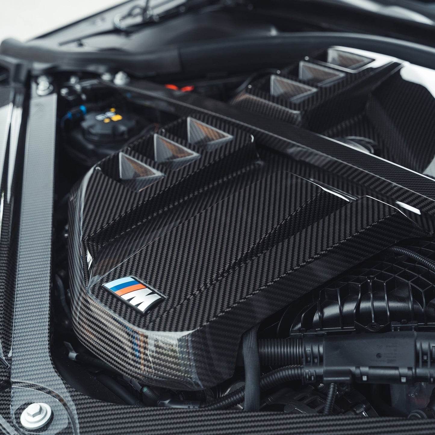 BMW M2 G87, M3 G80/G81 & M4 G82/G83 S58 Carbon Fibre/Fiber Engine Bay Carbon Pack/Dress Up Kit V2 - Engine Cover + Strut Brace/Bar - Gloss Carbon Underhood/Under-Bonnet Trim G8X G-Series - CT Carbon