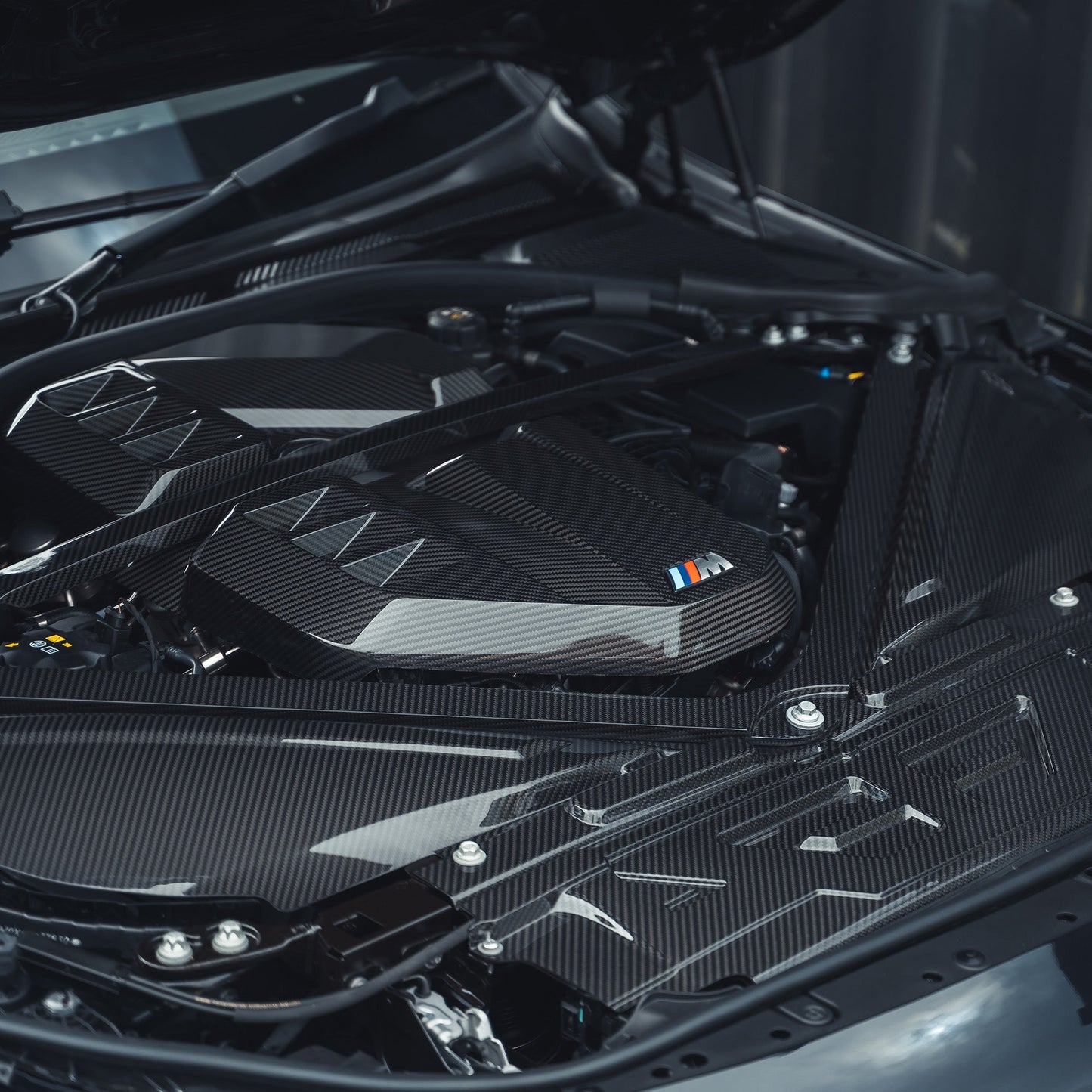BMW M2 G87, M3 G80/G81 & M4 G82/G83 S58 Carbon Fibre/Fiber Engine Bay Carbon Pack/Dress Up Kit V2 - Engine Cover + Strut Brace/Bar - Gloss Carbon Underhood/Under-Bonnet Trim G8X G-Series - CT Carbon