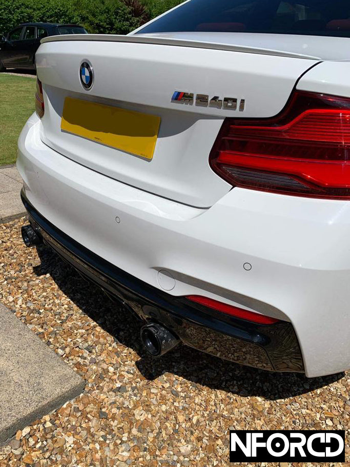 Forged Carbon Fibre Exhaust Tips for BMW - Silver Accents | M Performance Style Tailpipe Trims/Covers | Slip-On Clamp Fit End Tips | 63-67mm & 67-72mm Inlet | Marbled Carbon Tailpipe Finishers | UK Stock