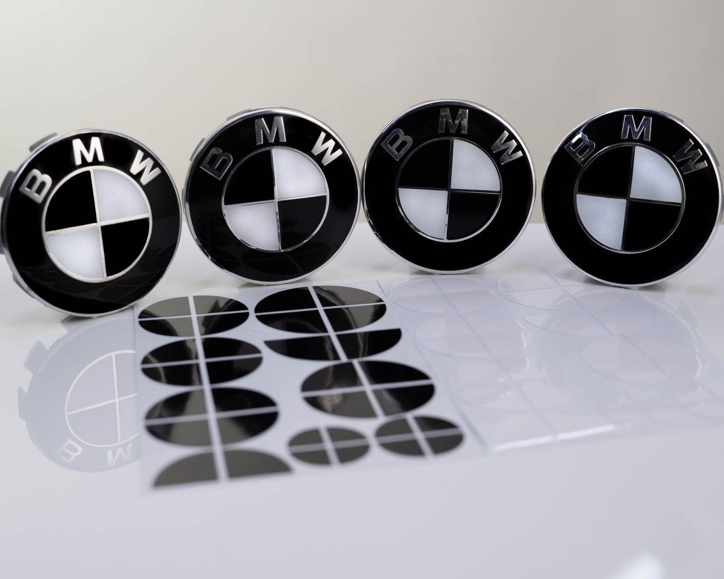 BMW Roundel Overlay Skins Kit – Gloss Piano Black & White Badge Emblem Stickers | Bonnet, Boot, Steering Wheel & Wheel Centre Cap Decals | Roundel Logo Covers Wrap | Monochrome Vinyl, Air‑Release, Removable | UK Made