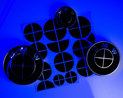 BMW Black Roundel Overlay Kit – Piano Gloss Black Badge/Emblem Logo Covers Decals (Bonnet, Boot, Steering Wheel, Wheel Centre Caps) Vinyl Blackout Roundel Delete De‑Blue Stickers Skin – Made in UK