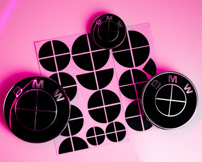 BMW Black Roundel Overlay Kit – Piano Gloss Black Badge/Emblem Logo Covers Decals (Bonnet, Boot, Steering Wheel, Wheel Centre Caps) Vinyl Blackout Roundel Delete De‑Blue Stickers Skin – Made in UK