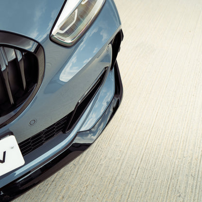 BMW 1 Series F40 2020+ Gloss/Piano Black Body Kit – M Performance/M Sport Style Aero Pack by CT Carbon / CT BLAK | Front Splitter Lip + Rear Diffuser Valance + Boot/Tailgate Spoiler | ABS Black Pack Exterior Styling Upgrade | Shadowline Compatible