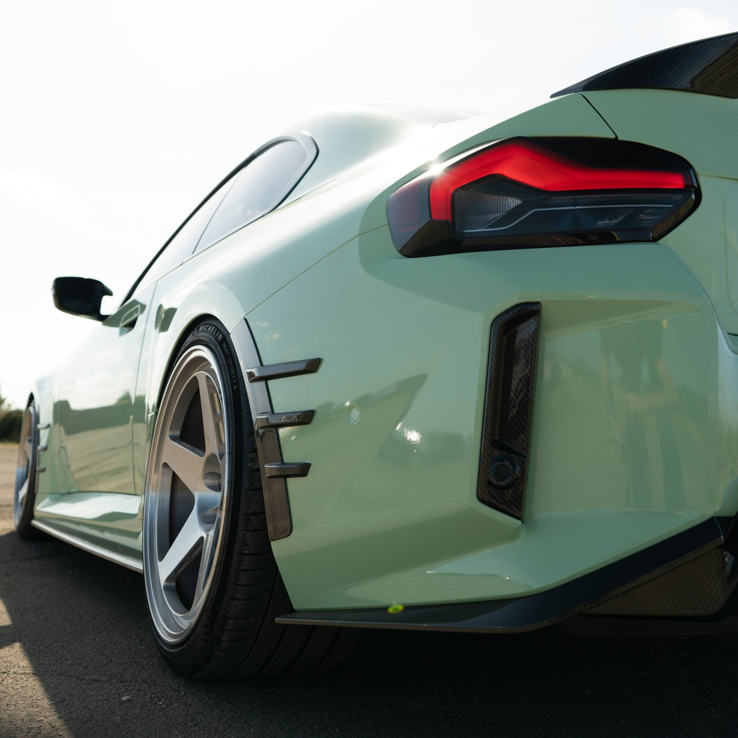 CT Design Carbon Fibre/Fiber Rear Bumper Reflector Delete Covers for BMW M2 G87 (2023+) – Rear Marker Delete/Blanking Plates, Block-Off Caps/Plugs Kit, Gloss Pre-Preg OEM+ Styling